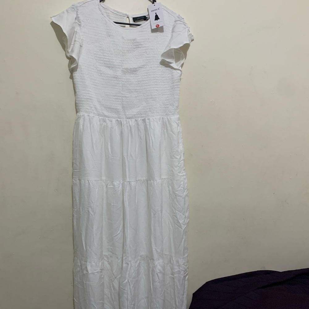Elegant White Maxi Dress